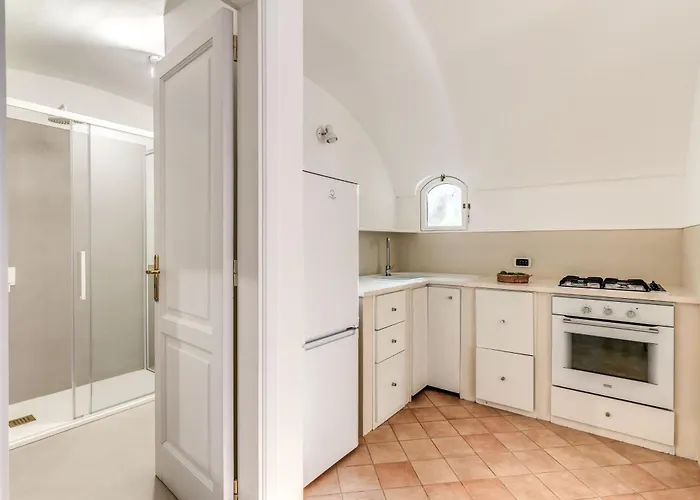 Giulia Boutique Views Pool And Guest Services By Feeling Italy Villa