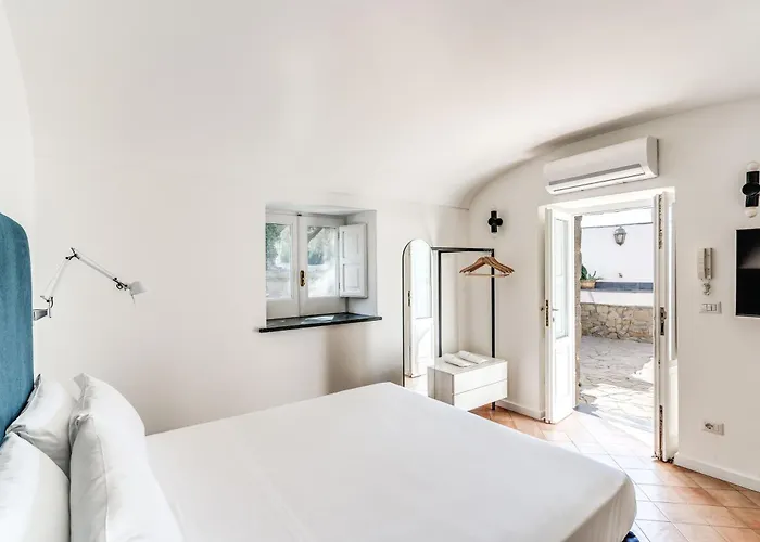 Villa Giulia Boutique Views Pool And Guest Services By Feeling Italy *