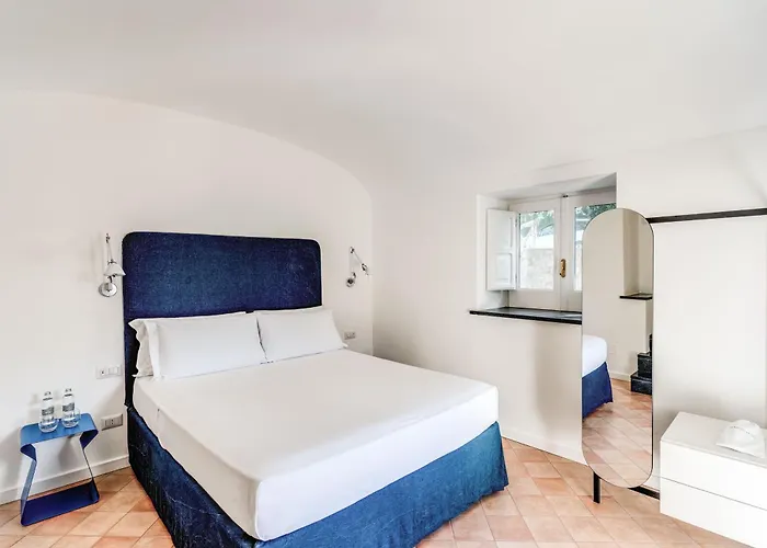 Giulia Boutique Views Pool And Guest Services By Feeling Italy Villa