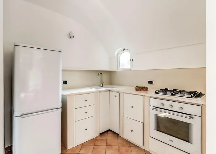 Giulia Boutique Views Pool And Guest Services By Feeling Italy