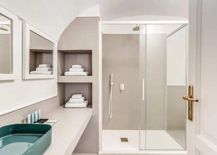 Giulia Boutique Views Pool And Guest Services By Feeling Italy