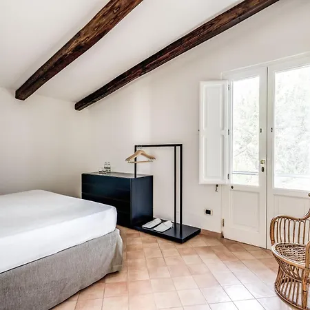 Giulia Boutique Views Pool And Guest Services Villa Sorrento