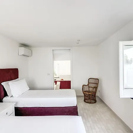 Giulia Boutique Views Pool And Guest Services