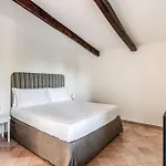 Giulia Boutique Views Pool And Guest Services By Feeling Italy Villa