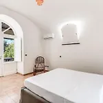 Giulia Boutique Views Pool And Guest Services By Feeling Italy Península Sorrentina
