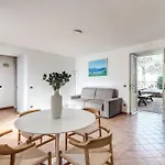 Giulia Boutique Views Pool And Guest Services By Feeling Italy Villa