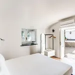 Villa Giulia Boutique Views Pool And Guest Services By Feeling Italy *